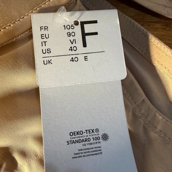 ✨✨Chantelle C Essential Full Coverage Smooth Bra 40DDD NWT - Picture 3 of 4